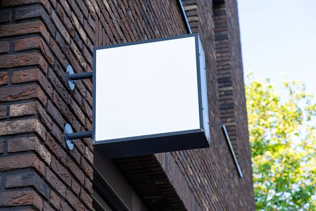 The Role of Micro-Influencers in Promoting Local Brands: Building Regional Loyalty